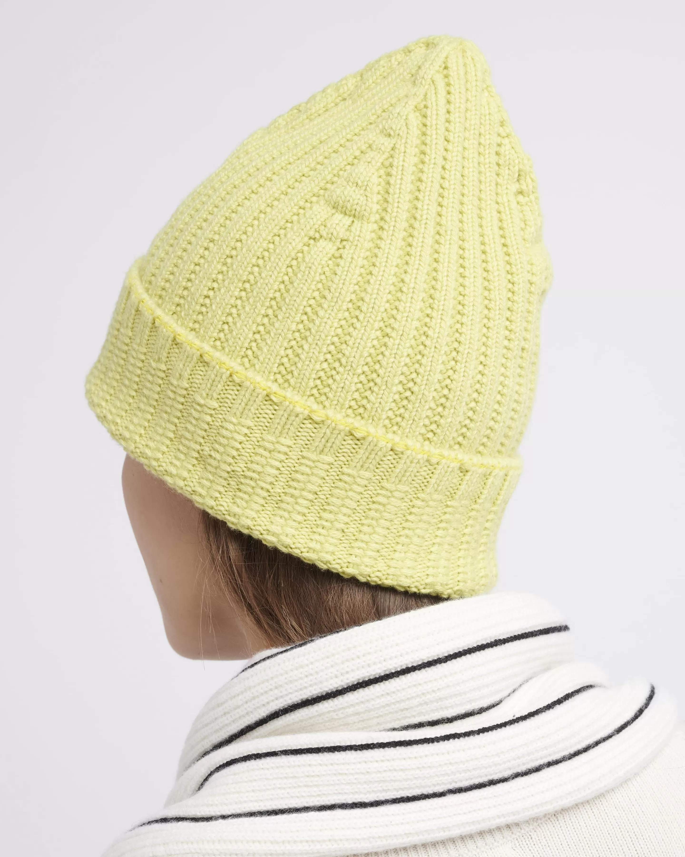 Barrie Cashmere Beanie Flash Sale