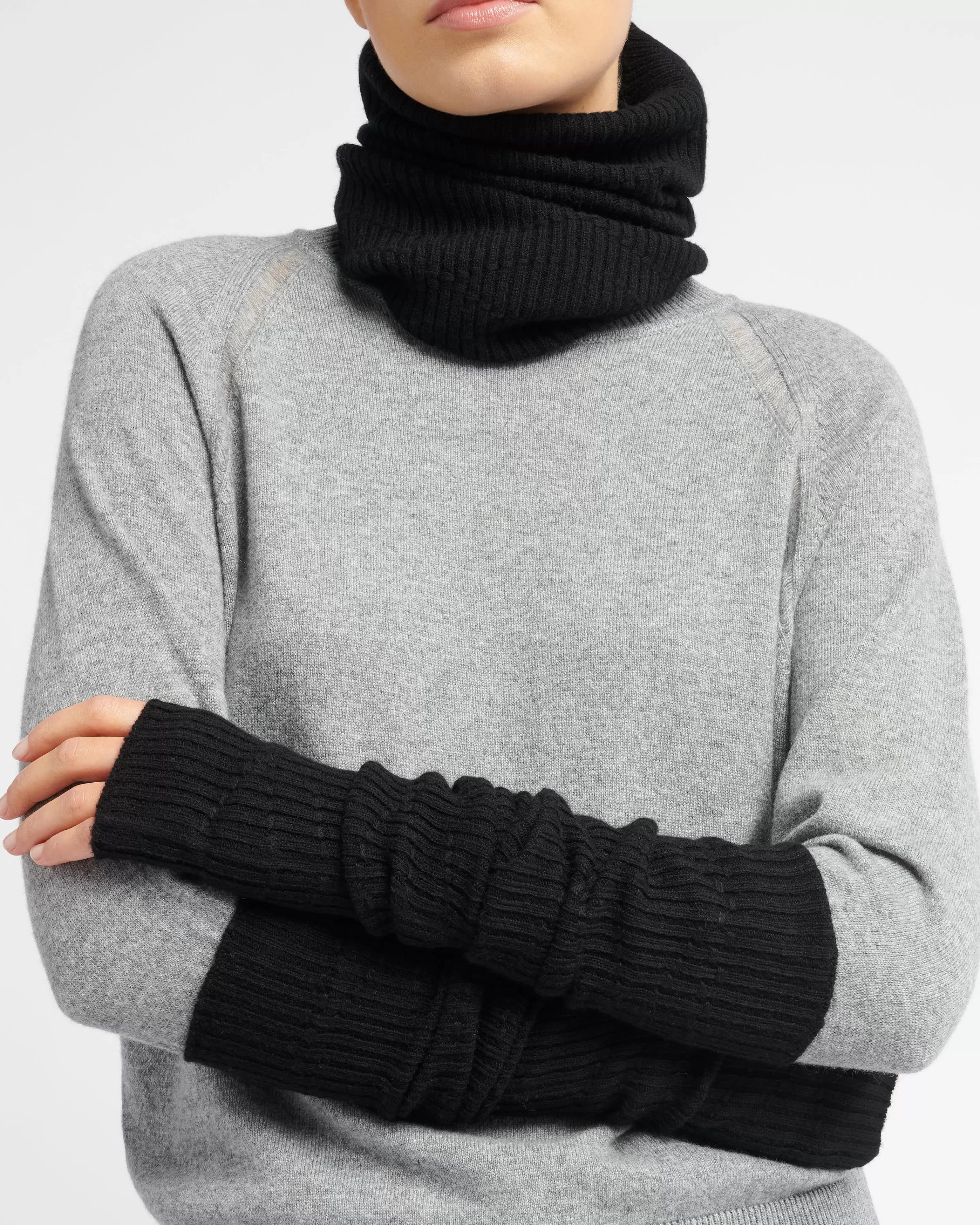 Barrie Cashmere Snood Best Sale