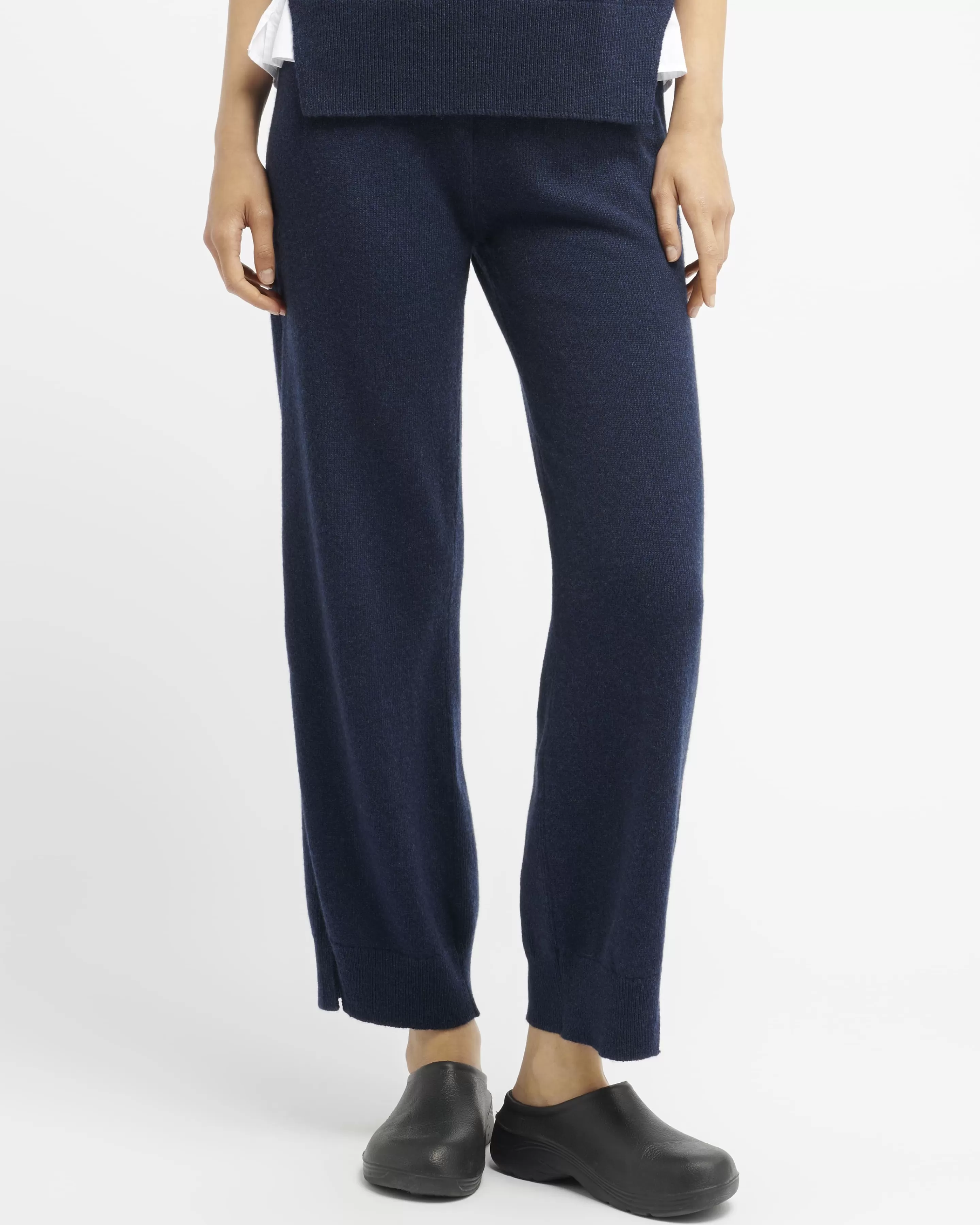 Barrie Iconic Cashmere Trousers Clearance