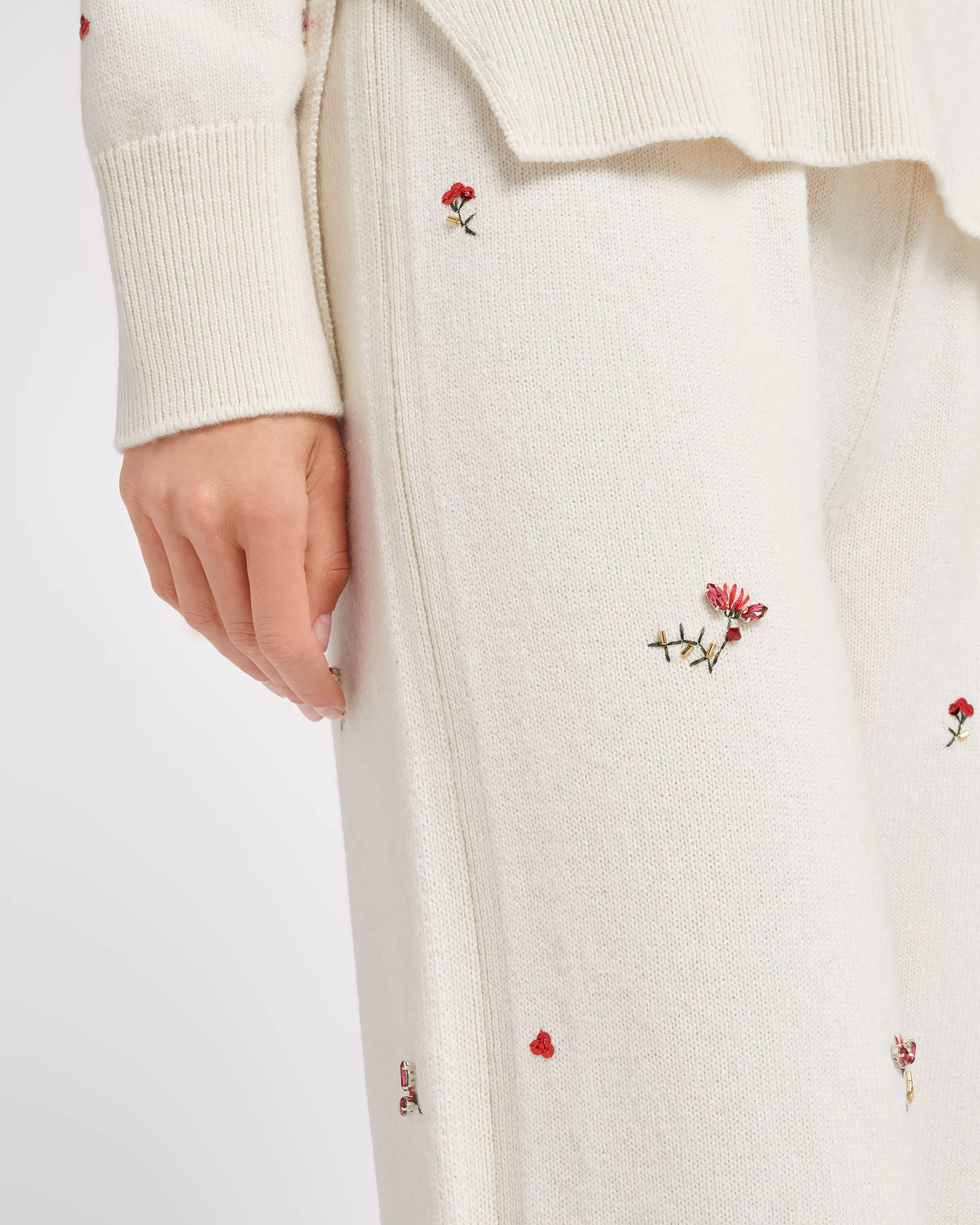 Barrie Iconic Trousers In Cashmere With Floral Embroidery Outlet