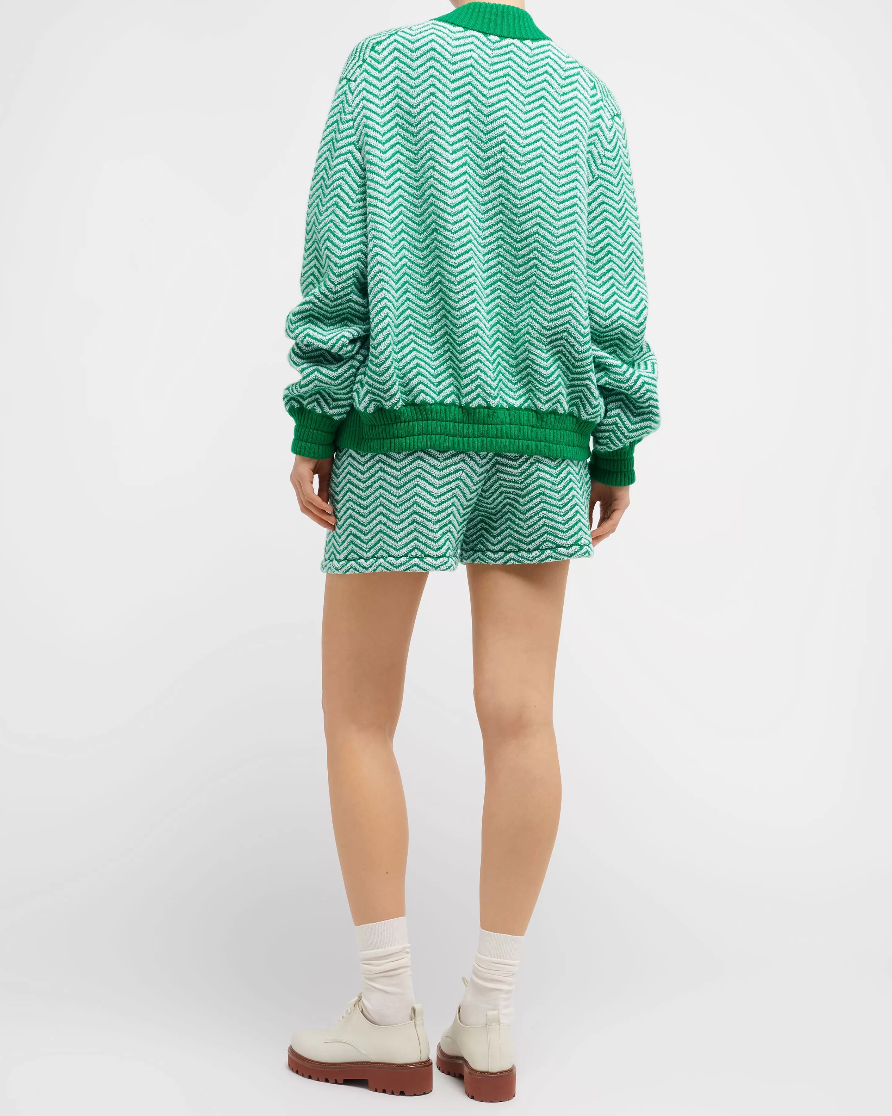 Barrie Shorts With A Chevron Motif In Cashmere And Cotton Hot